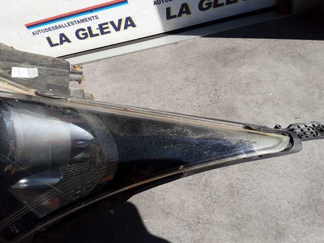 Foto 3ª: Faro Izquierdo Chevrolet Cruze 1.6 16V124CV 0CV [F16D4] (2011)