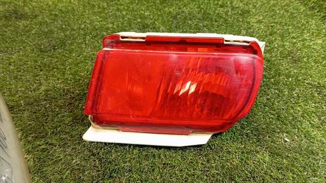 Foto 1ª: Faro Antiniebla Trasero Derecho Toyota Land Cruiser 3.0 D KDJ150 VXL 5P [1KD-FTV] (2008)