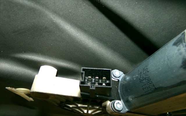 Foto 4ª: Elevalunas Eléctrico Delantero Izquierdo Mercedes Clase A 200 2.0 CDI W169,2004-2012 [640941] (2007)