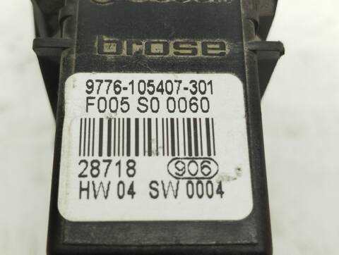 Foto 2ª: Elevalunas Eléctrico Trasero Derecho Seat Toledo 90CV 66KW (2002)