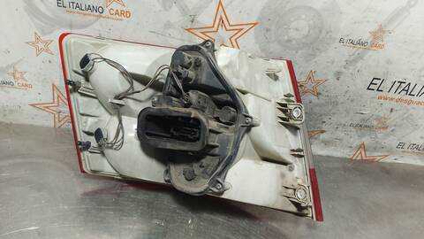 Foto 3ª: Piloto Trasero Derecho Skoda Octavia STYLE 110CV 81KW [CXX] (2015)