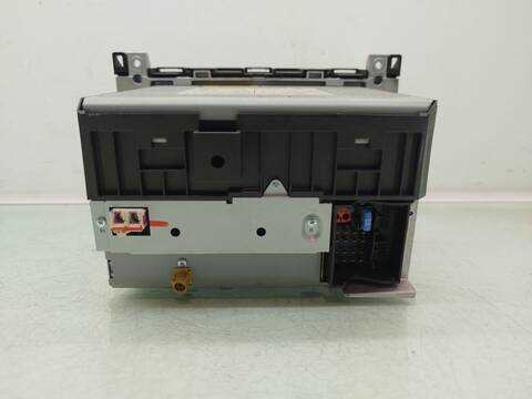 Foto 2ª: Sistema Audio Radio CD Mercedes Viano CDI 2.2 4-MATIC 639.811 639.813 639.815 639.711 ... 163CV 120KW [651940]