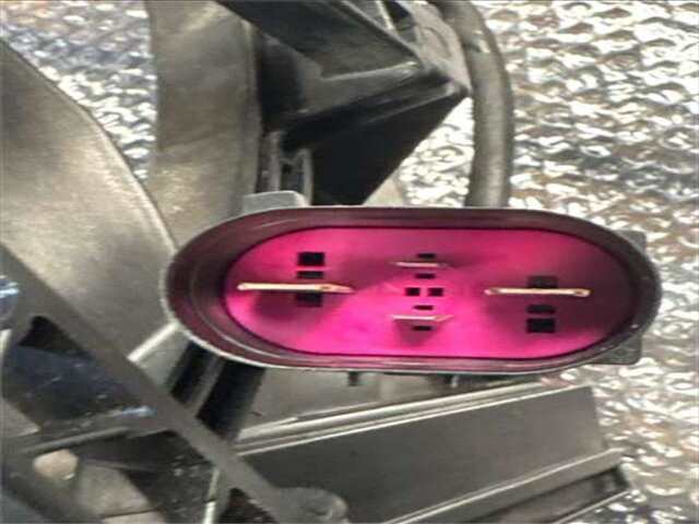 Foto 3ª: Electroventilador Skoda Octavia 1.4 STYLE [1.4 LTR. - 110 KW 16V TSI] [CZDA]