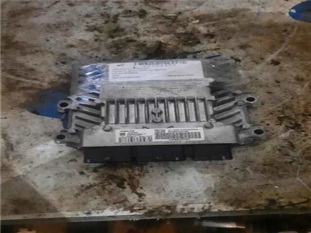 Foto 1ª: Centralita Motor ECU Citroen C5 2.0 HDI (RCRHRH) [RHR (DW10BTED4)]