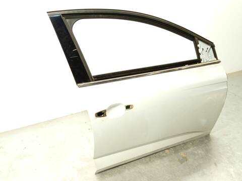 Foto 2ª: Puerta Delantera Derecha Renault Megane 1.5 BLUE DCI 115 B9A6) HATCHBACK 116CV 85KW IV HATCHBACK B9A/M/N_) [K9K872] (2019)