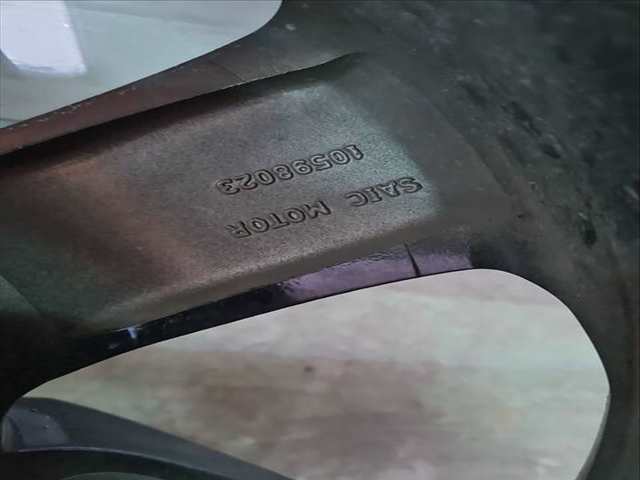 Foto 2ª: LLanta Chapa Mg ZS 1.5 VTI 106CV 78KW [15S4C] (2023)