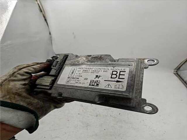 Foto 2ª: Centralita Airbag Ford Focus 2.0 TREND [2.0 LTR. - 107 KW CAT]