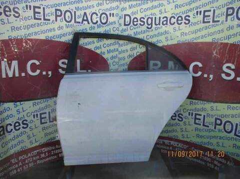Puerta Trasera Izquierda Toyota Avensis BERLINA 129CV 95KW