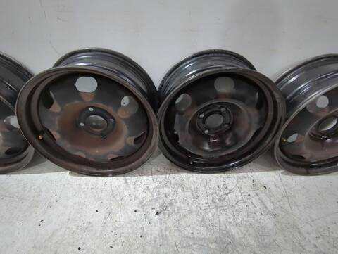 Foto 2ª: Juego LLantas Citroen C4 1.6 HDI 109CV [9HY (DV6TED4) 9HZ (DV6TED4)] (2006)