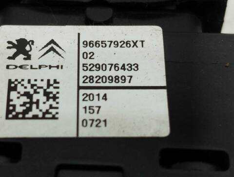 Foto 2ª: Botonera Elevalunas Citroen C4 1.6 HDI FAP 92CV 68KW [9H06] (2015)
