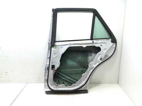 Foto 2ª: Puerta Trasera Derecha Mercedes Clase ML 230 642940 (2005)