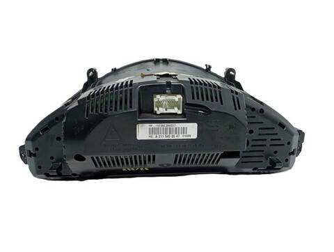 Foto 3ª: Cuadro de Instrumentos Mercedes Clase E 180 3.2 CDI CAT 204CV (2002)