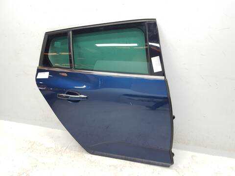 Foto 2ª: Puerta Trasera Derecha Renault Megane TECH ROAD 101CV [H5F408] (2015)