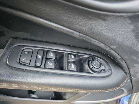 Botonera Elevalunas Jeep Compass LONGITUDE FWD 140CV 103KW