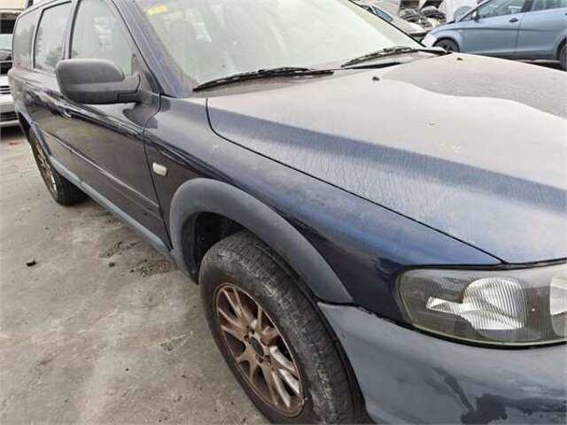 Aleta Delantera Derecha Volvo XC 70 2.4 D5 TRACCIÓN TOTAL [2.4 LTR. - 120 KW DIESEL CAT]