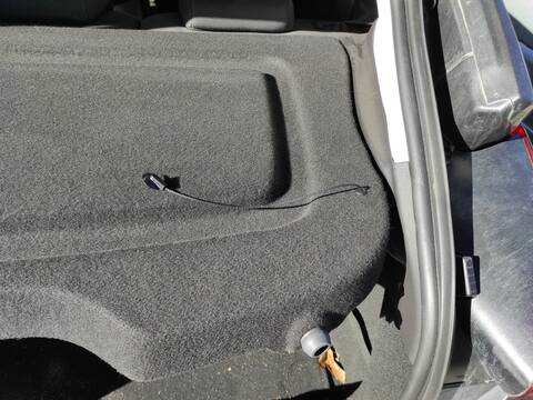 Foto 2ª: Bandeja Trasera Ford Focus M1DD BERLINA (2015)