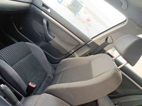 Foto 1ª: Asiento Delantero Derecho Volkswagen Golf BXE (2007)