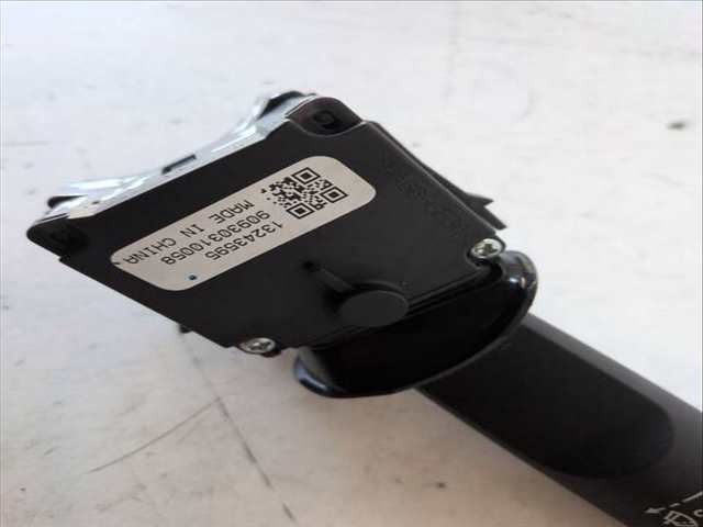 Foto 2ª: Mando Multifuncion Opel Insignia COSMO 2.0 CDTI 131CV (2008)