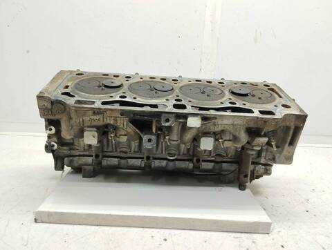 Foto 3ª: Culata Renault Megane 1.9 D AUTHENTIQUE 80CV 59KW I FASE 2 CLASSIC LA..) [F9Q Q7] (2001)