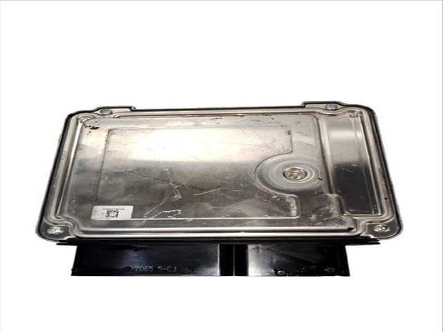 Foto 3ª: Centralita Motor ECU Audi A4 2.0 TDI AVANT (2007)