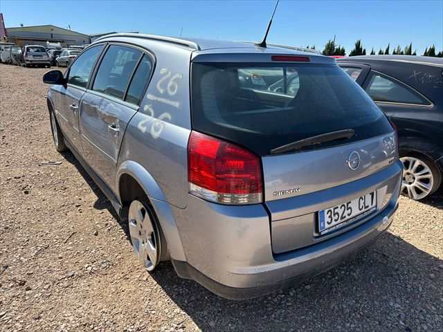 Foto 3ª: Paragolpes Trasero Opel Signum 2.2 DTI [Y22DTR] (2003)