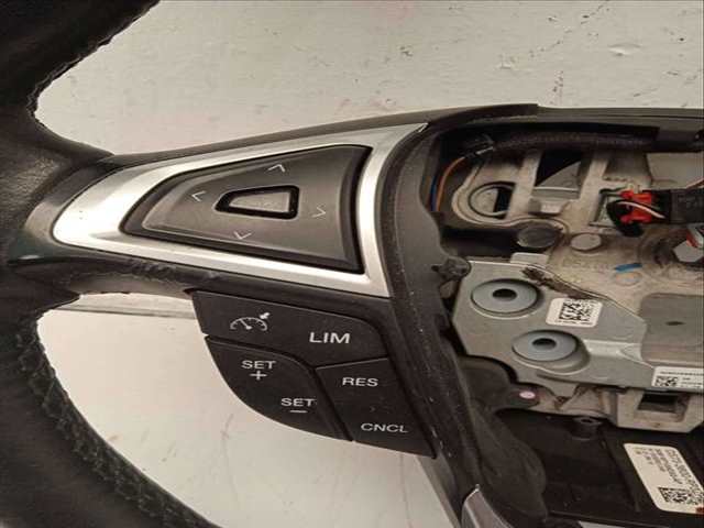 Foto 3ª: Volante Ford Mondeo TITANIUM 150CV 110KW [T7CN] (2015)