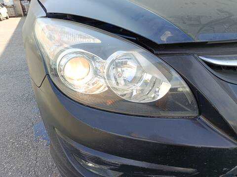 Faro Derecho Hyundai i30 D4FB