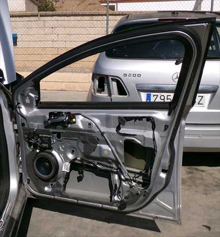 Foto 2ª: Puerta Delantera Derecha Ford Mondeo 2.0 TDCI 2007-2010 [QXBA] (2010)