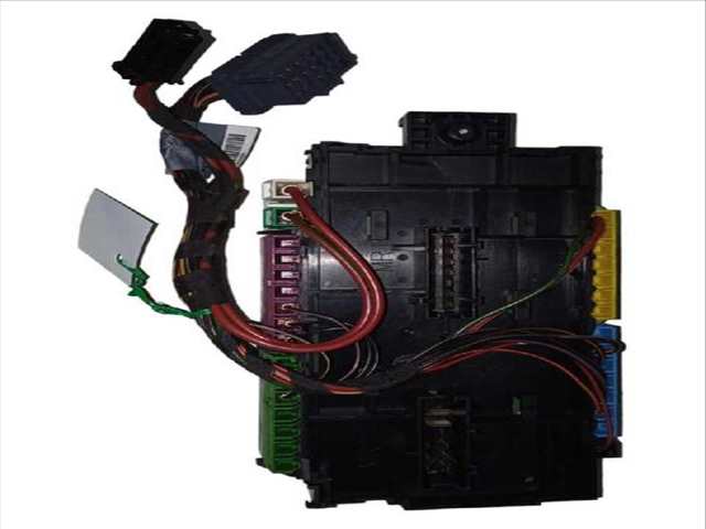 Foto 2ª: Caja Reles Fusibles Mercedes Vito 116 CDI - 116 BLUETEC 447.701 447.703 447.705) (2014)