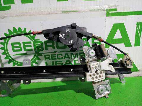 Foto 2ª: Elevalunas Eléctrico Delantero Izquierdo Ford Fiesta AMBIENTE 68CV [F6JA] (2001)