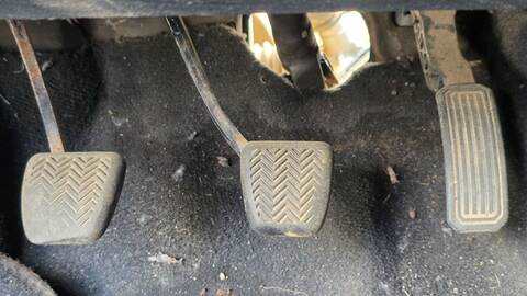 Foto 2ª: Pedal Embrague Toyota Avensis ADVANCE 126CV 93KW (2009)
