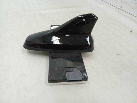Foto 3ª: Antena Volkswagen Golf 2.0 TDI 116CV 85KW [DSUD,DXRC,DTRB,DTRD] (2022)