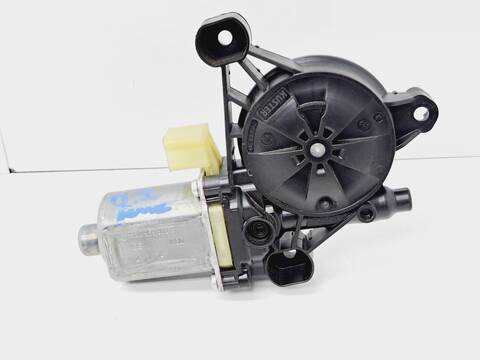 Foto 1ª: Elevalunas Eléctrico Delantero Izquierdo Audi A3 1.6 TDI 110CV 81KW [CRK] (2014)