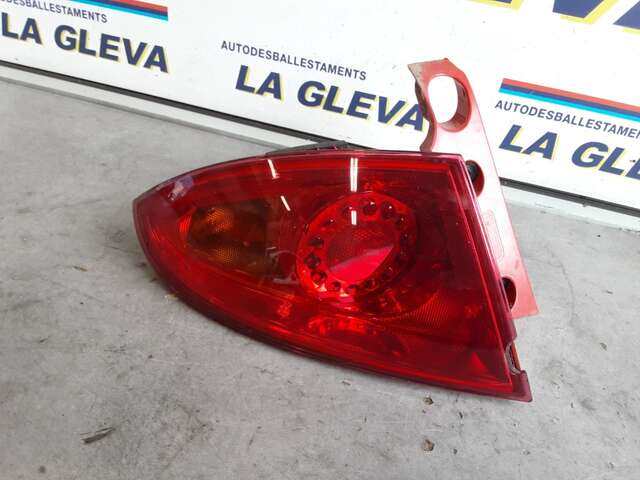 Piloto Trasero Izquierdo Seat Leon 1.9 TDI 90CV