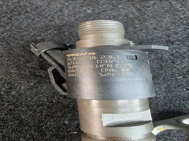 Foto 2ª: Inyectores Volvo S60 2 4 LTR. - 125 KW CAT 2000 170CV