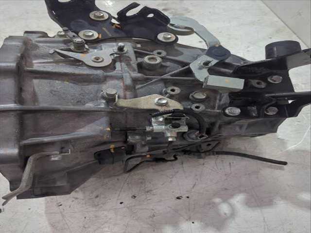 Foto 2ª: Caja Cambios Toyota Yaris ACTIVE 112CV [2NRFKE] (2017)