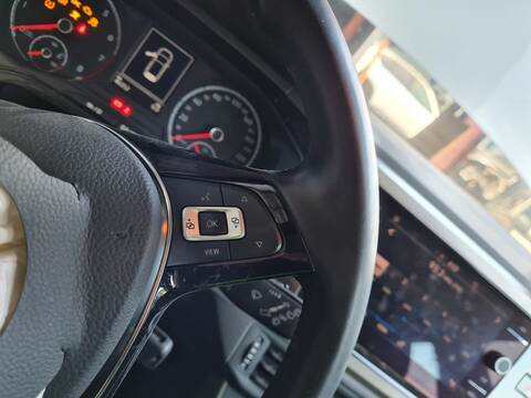 Foto 2ª: Volante Volkswagen Polo UNITED 95CV 70KW [DLAC] (2021)