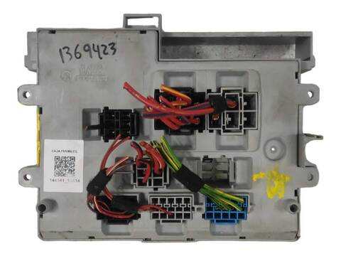 Foto 3ª: Caja Reles Fusibles Bmw Serie 1 114 118 D (2011)