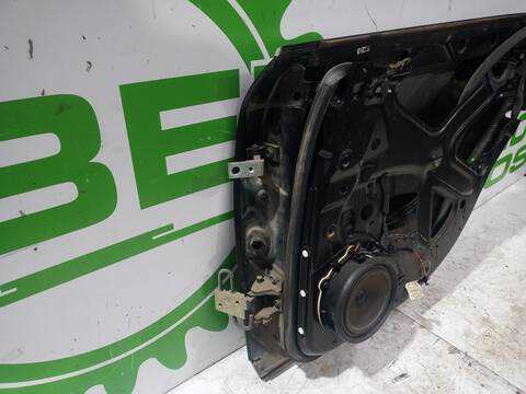 Foto 2ª: Puerta Trasera Derecha Audi A4 2.5 TDI 120KW) BERLINA 163CV (2004)