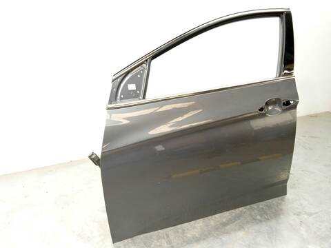 Foto 2ª: Puerta Delantera Izquierda Hyundai i40 1.7 CRDI 116CV 85KW [D4FD] (2012)