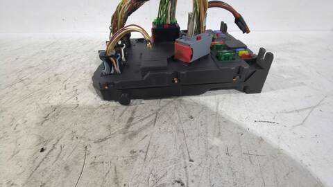 Foto 3ª: Caja Reles Fusibles Citroen Xsara 1.6 HDI PICASSO 90CV 66KW [9HX (DV6ATED4)] (2007)