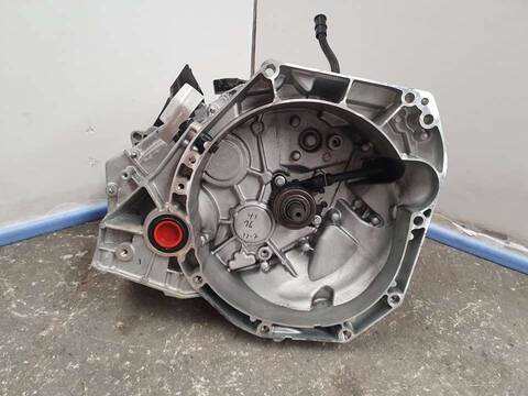 Foto 1ª: Caja Cambios Renault Clio ZEN 131CV 96KW [H4D470] (2023)