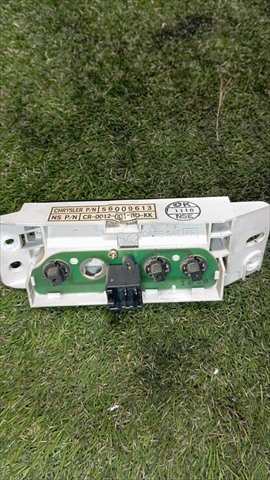 Foto 4ª: Caja Reles Fusibles Jeep Cherokee 2.5 TD 3P [VM52] (2001)