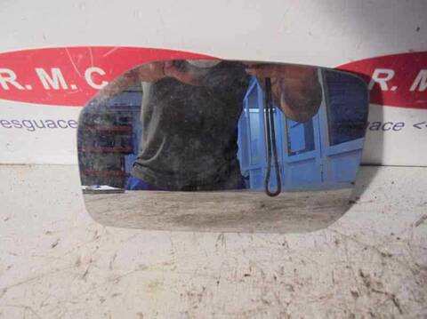 Retrovisor Derecho Peugeot 106 1.0 50CV 37KW