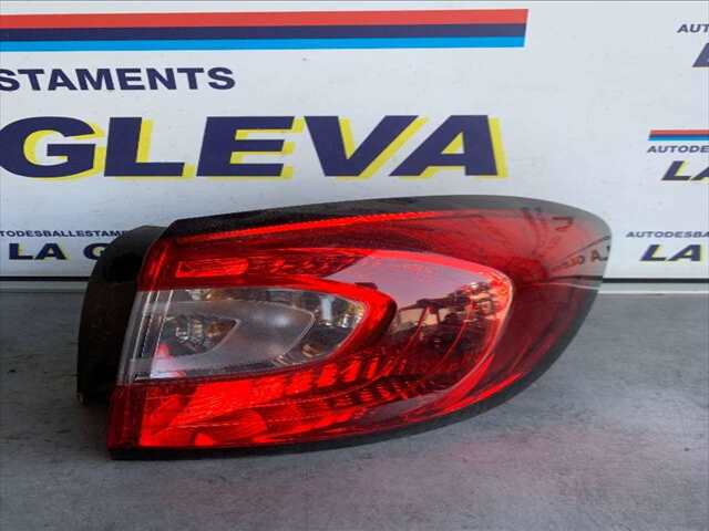 Piloto Trasero Derecho Renault Captur 1.5 DCI90CV