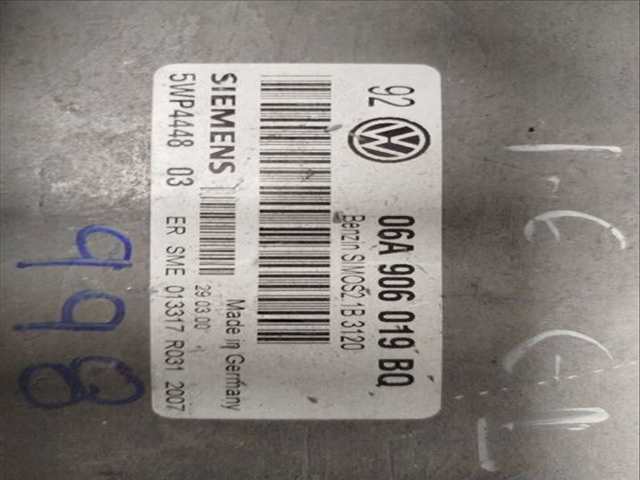 Foto 2ª: Centralita Motor ECU Volkswagen Golf BERLINA (1997)