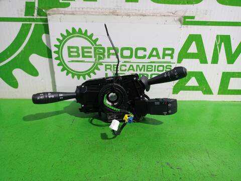 Mando Multifuncion Dacia Sandero LAUREATE 90CV