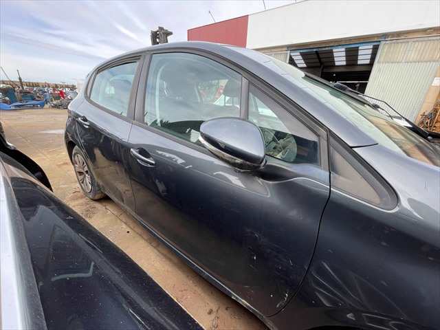 Foto 3ª: Puerta Delantera Derecha Peugeot 208 1.4 HDI 68cv [8H01] (2014)