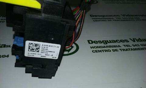 Foto 3ª: Caja Reles Fusibles Mercedes Clase V 200 V 200/220 CDI 250 CDI/BT AVANTGARDE 447.813) 163CV 120KW (2014)