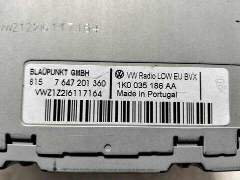 Foto 3ª: Sistema Audio Radio CD Volkswagen Passat ADVANCE 1 16V TSI 1390 CM3) 122CV [CAX] (2005)